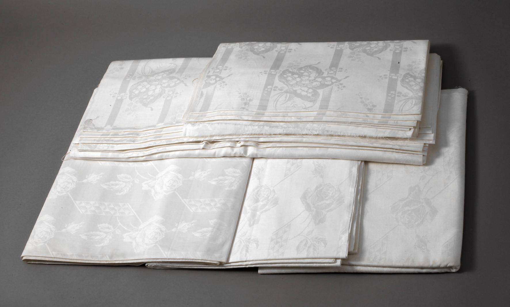 Meterware Leinendamast