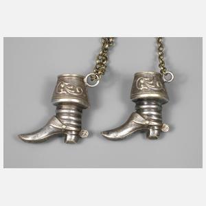 Stricknadelbehälter als Reiterstiefel