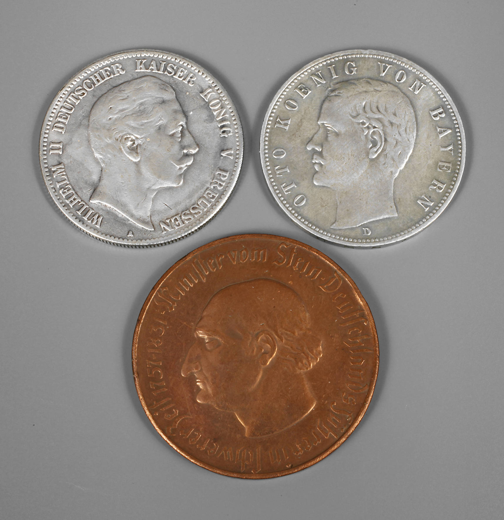 Drei Münzen