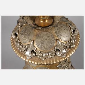 Prachtvoller Münzkrug