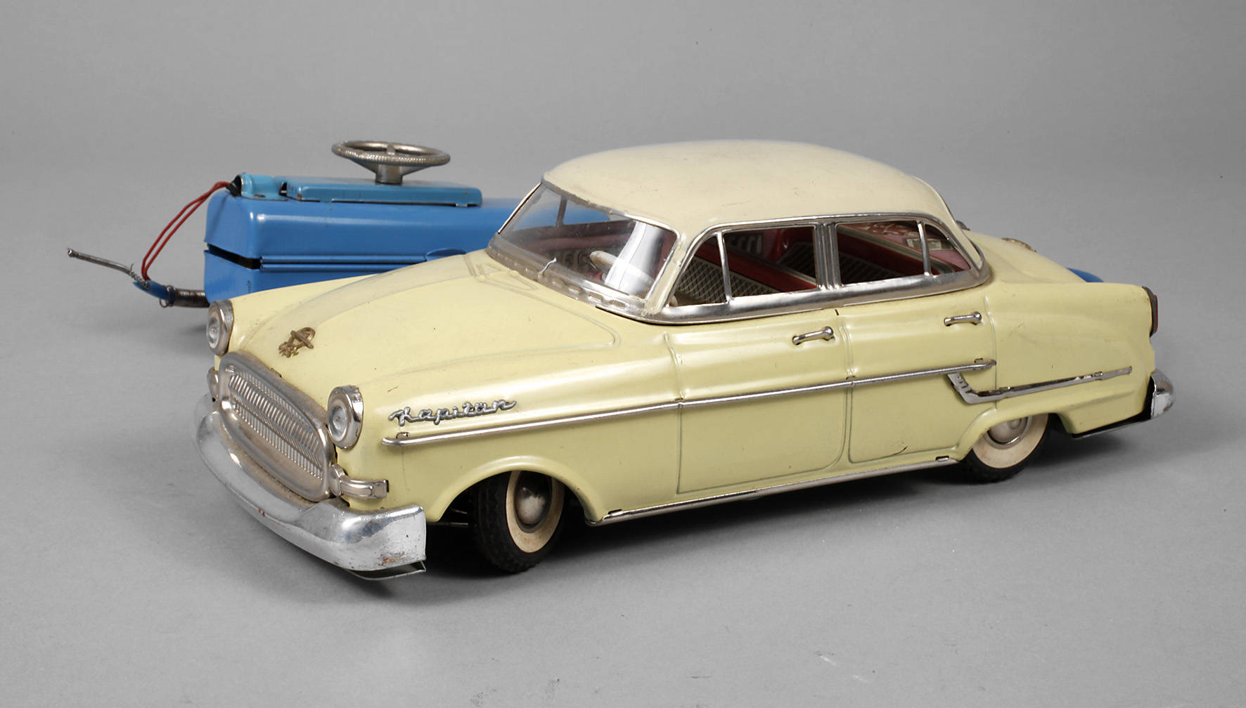 Gama Opel-Kapitän 400