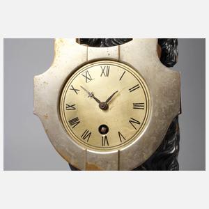 Figürliche Tischuhr