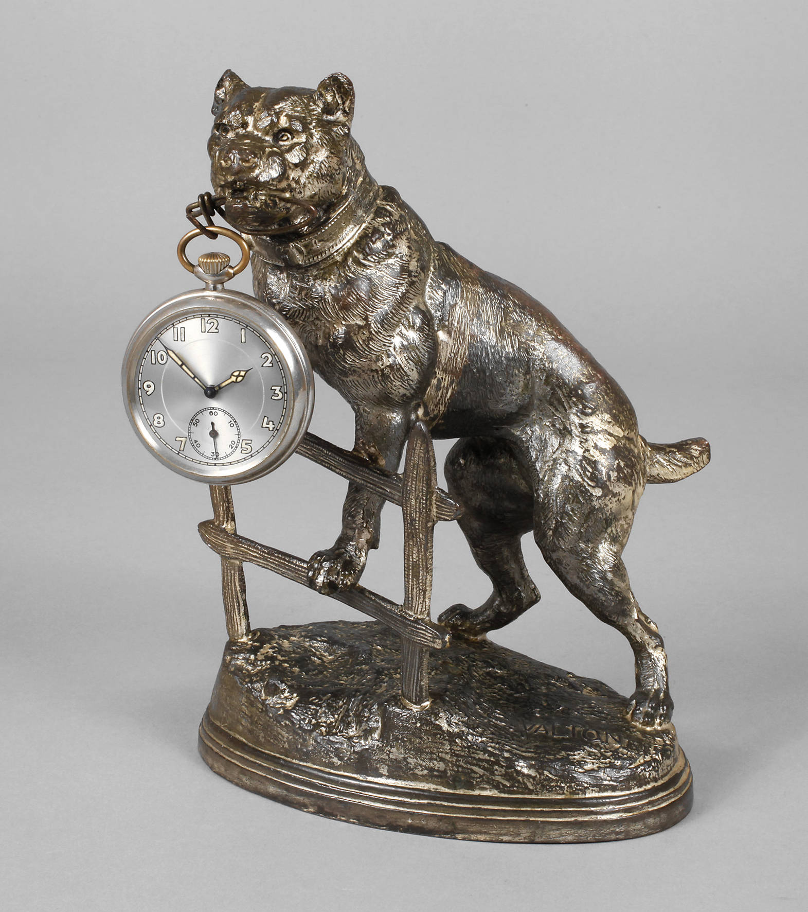 Uhrenständer als Hund