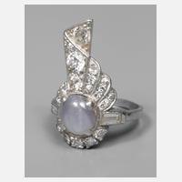 Platinring mit Sternsaphir und Brillanten111