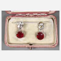 Paar Ohrhänger besetzt mit feinen Rubinen111