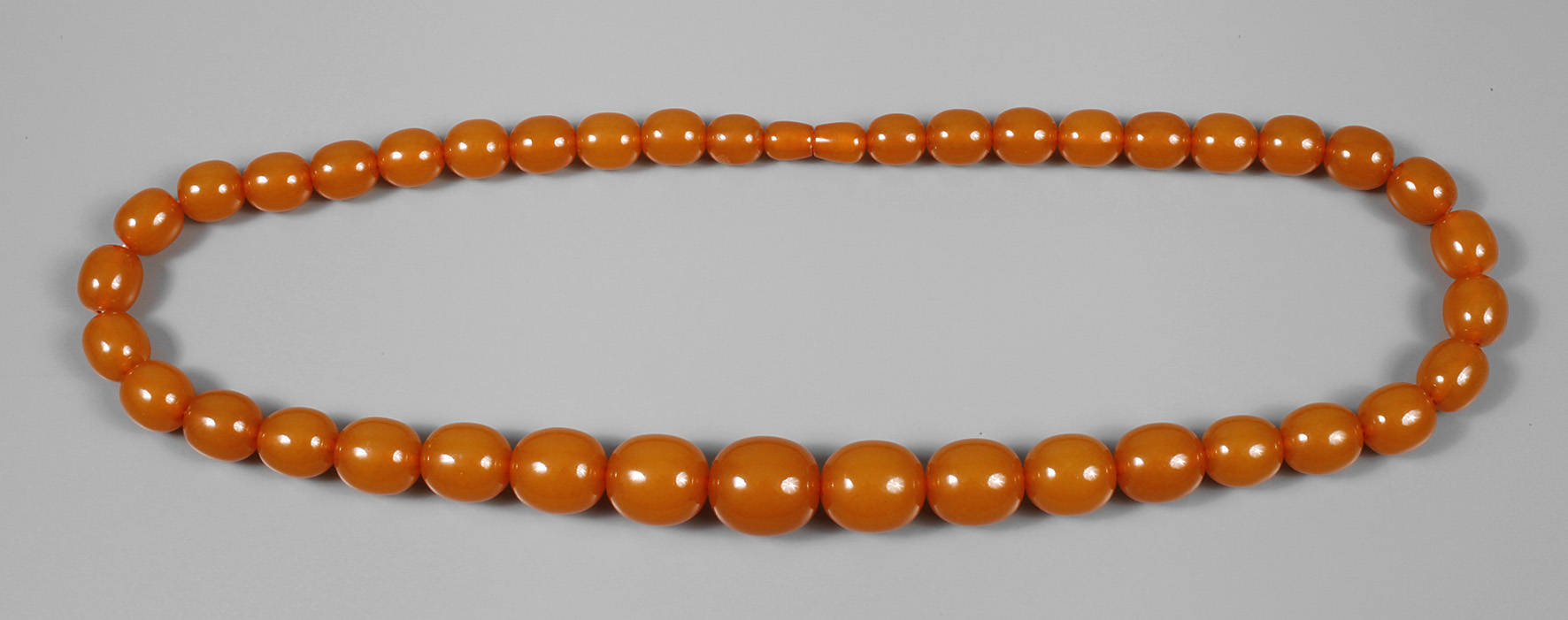 Collier Pressbernstein