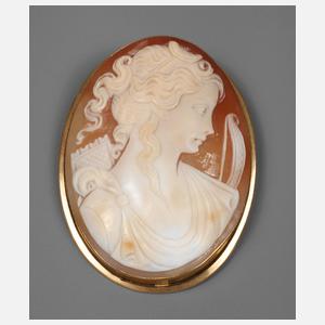 Große Brosche mit Camée