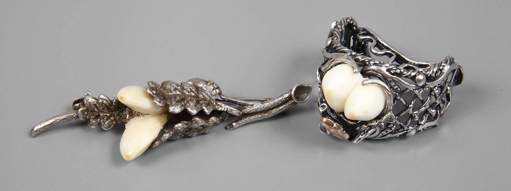 Zwei Teile Grandelschmuck