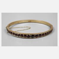 Armreif mit Granatbesatz111