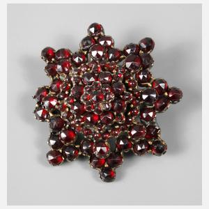 Granat Brosche