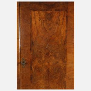 Großer barocker Hallenschrank