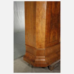 Großer barocker Hallenschrank