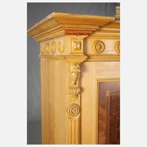 Kleiderschrank Historismus