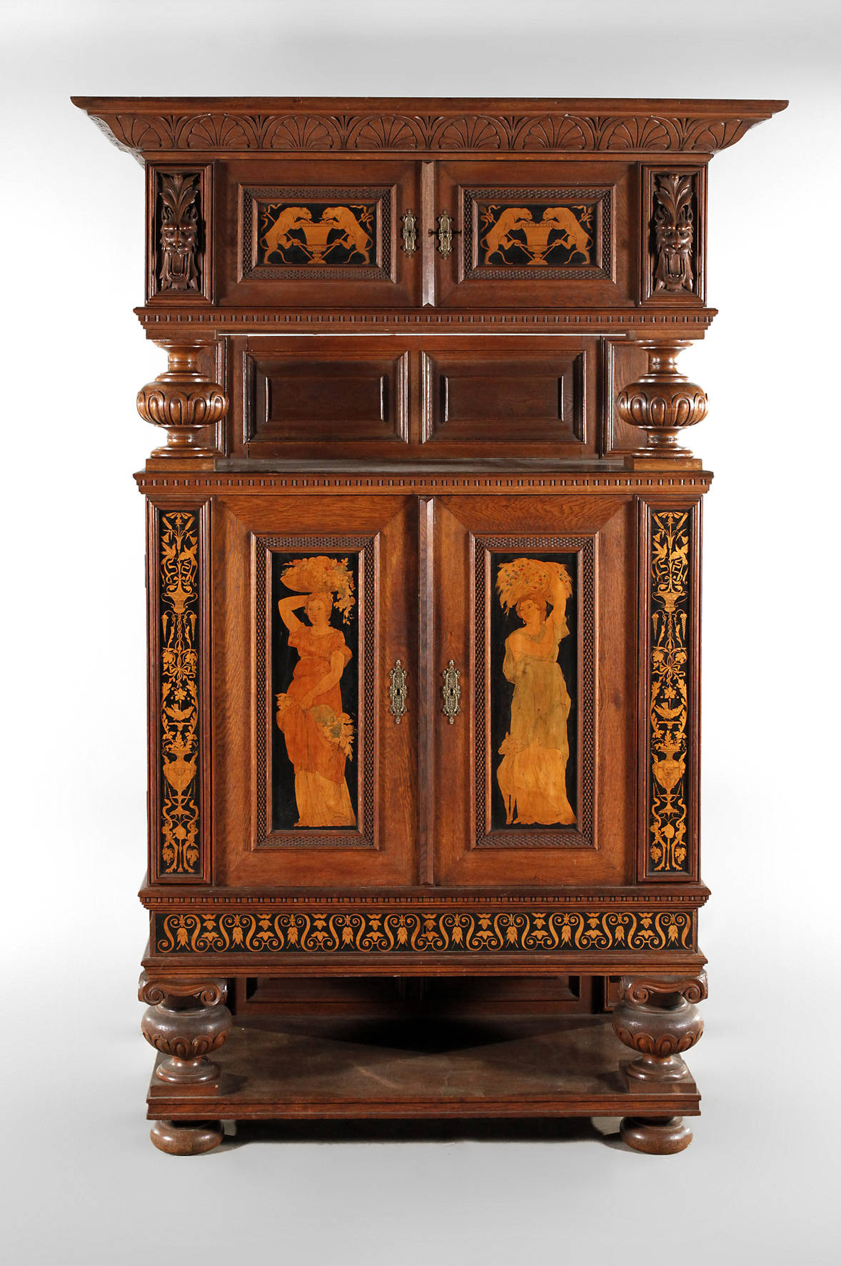 Prächtiger Schrank Historismus