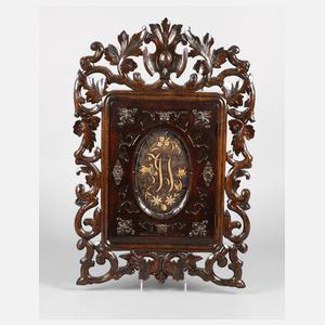 Kleines Wandschränkchen