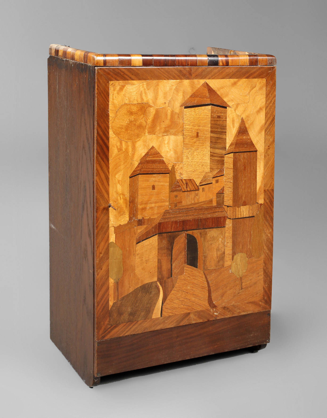 Wandschrank Art déco