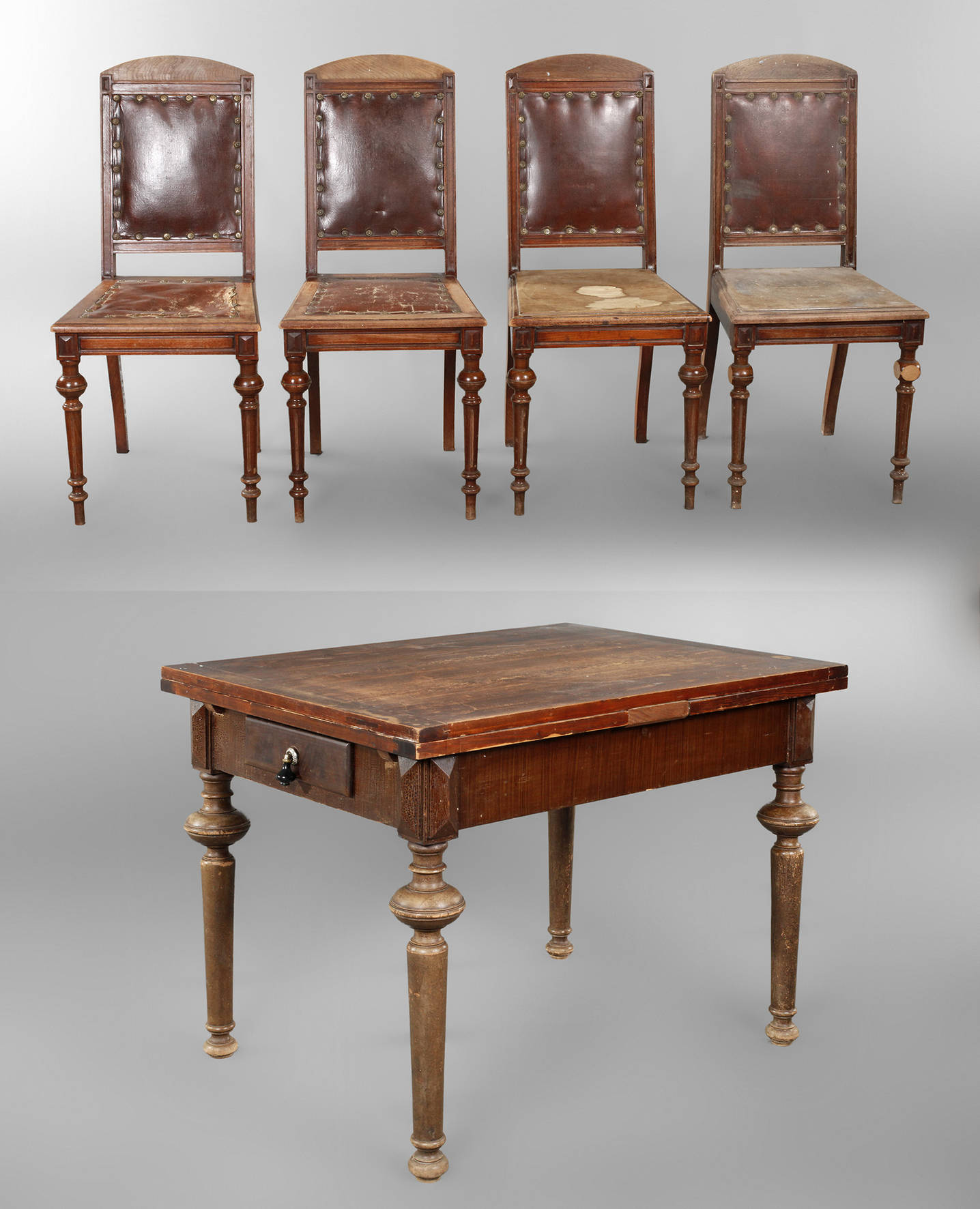 Auszugstisch und vier Stühle