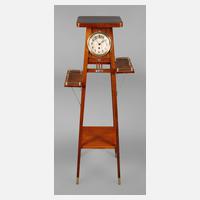 Postament Jugendstil mit Uhr111