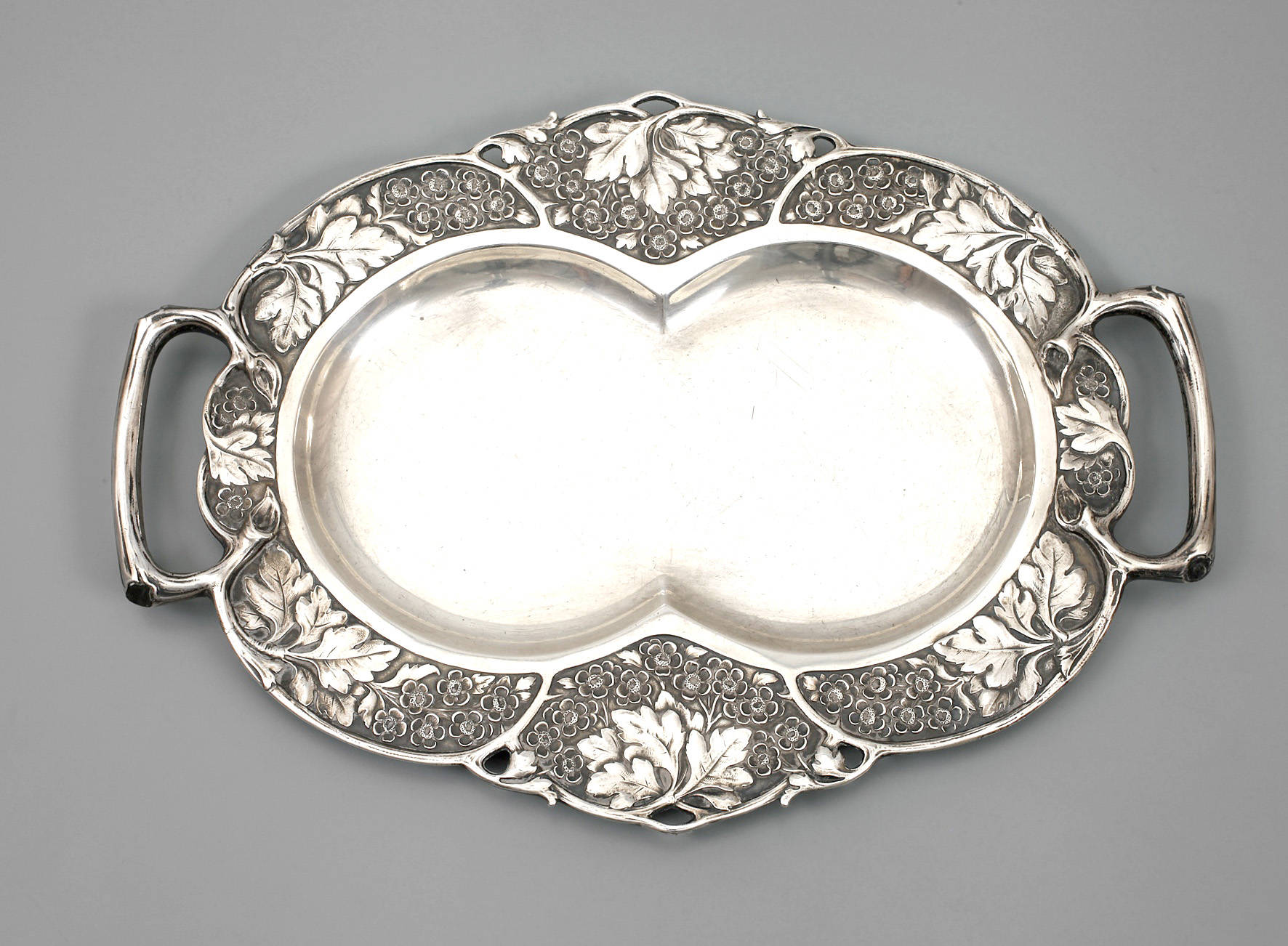 Silbertablett Jugendstil