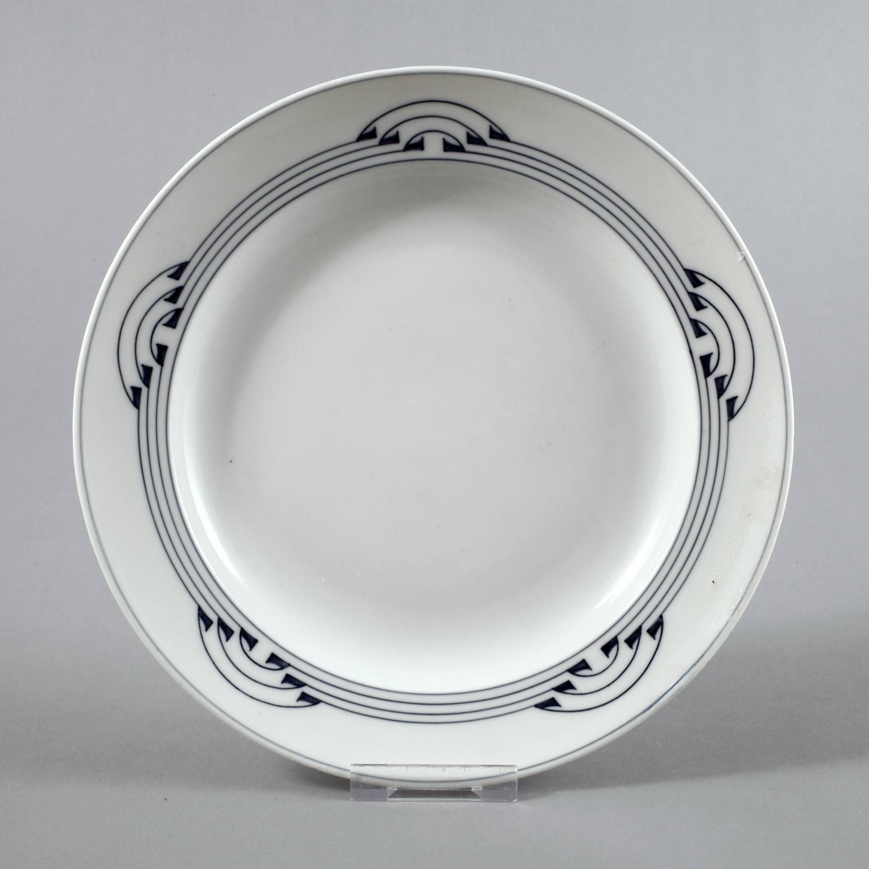 Meissen Teller aus dem ”Bügelservice”