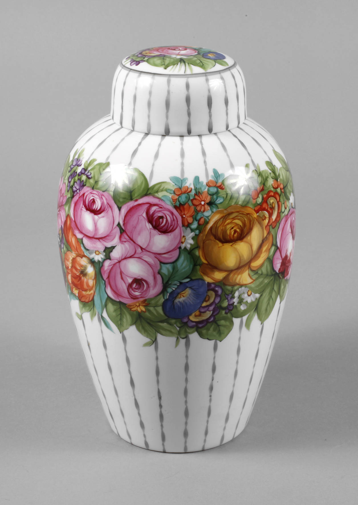 Nymphenburg Deckelvase