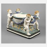 Karlsruhe Jardiniere mit vier Putten111