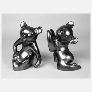 Paar Buchstützen als Bären