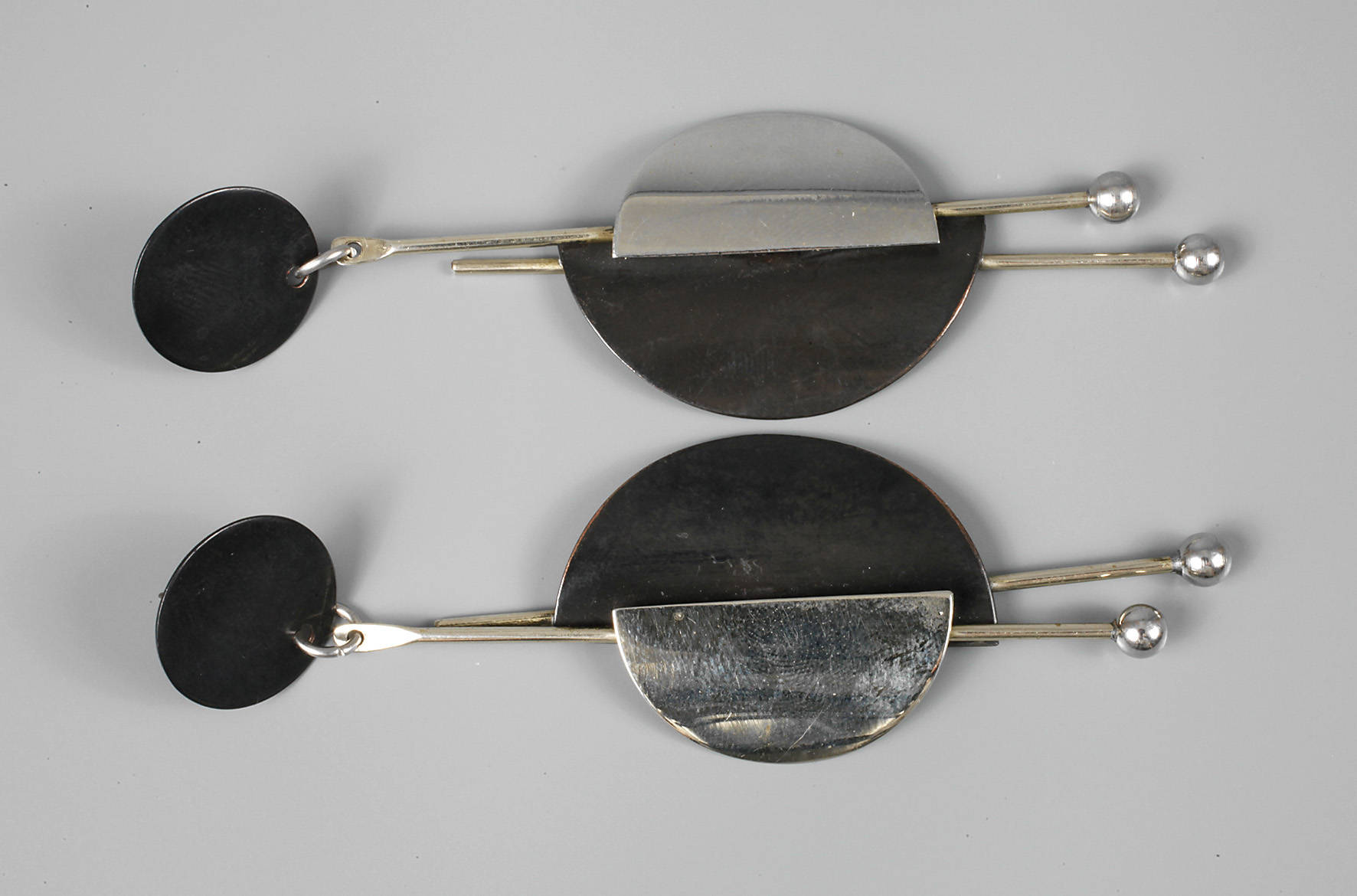 Paar Designohrhänger