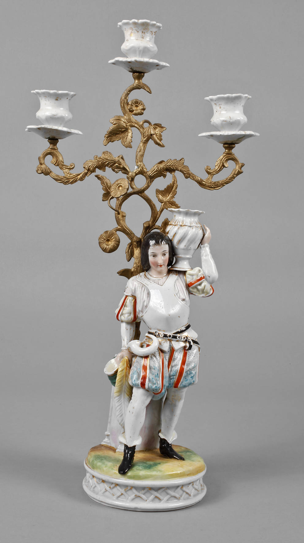 Figürlicher Kerzenleuchter