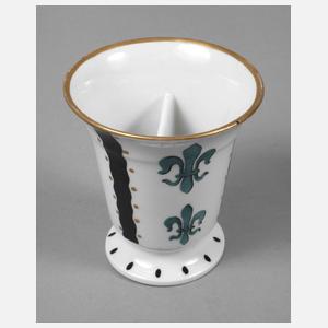 KPM Berlin Becher mit Liliendekor
