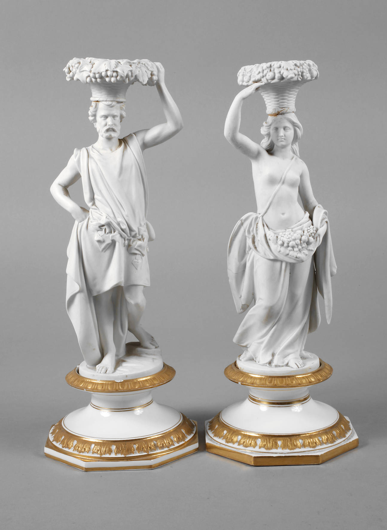 KPM Berlin zwei figürliche Tafelaufsätze