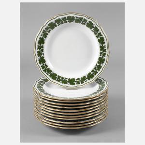 Meissen zwölf Speiseteller Weinlaubdekor