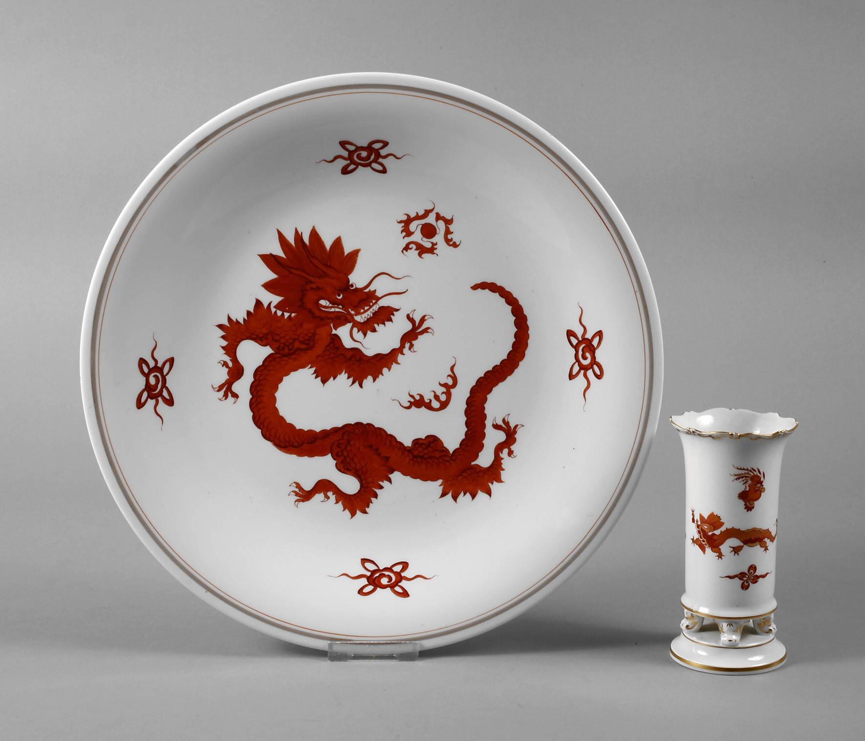 Meissen Vase und Teller Drachendekor