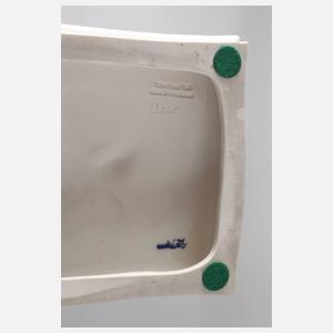 Schwarzburg sitzender Tiger