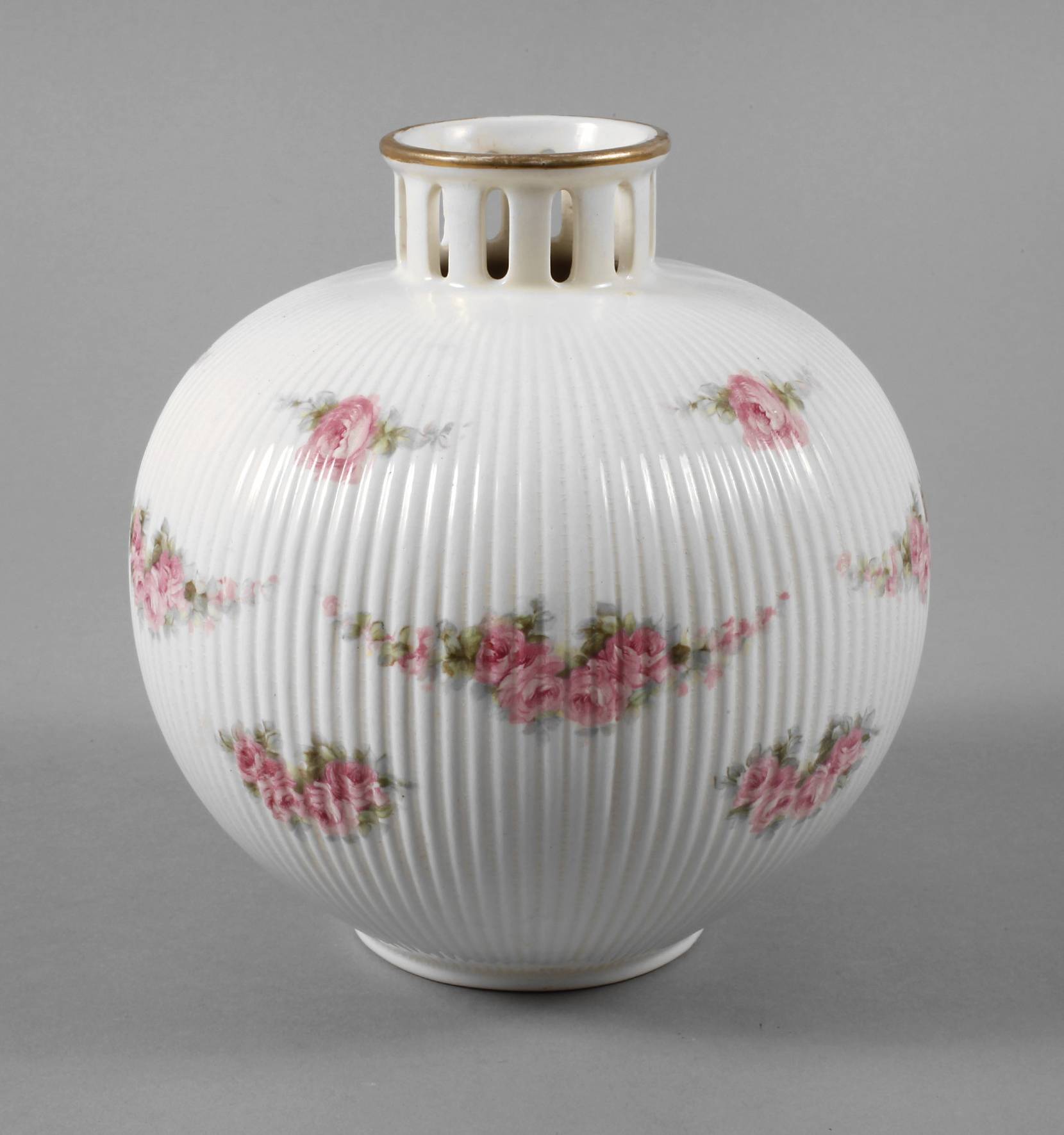 Roesler Kugelvase gerippt