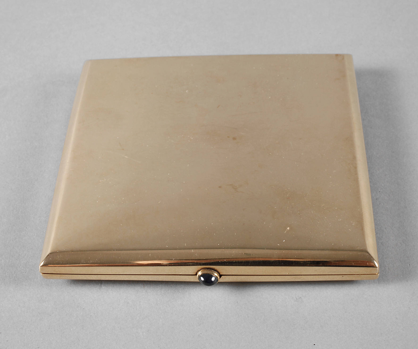 Feines Zigarettenetui