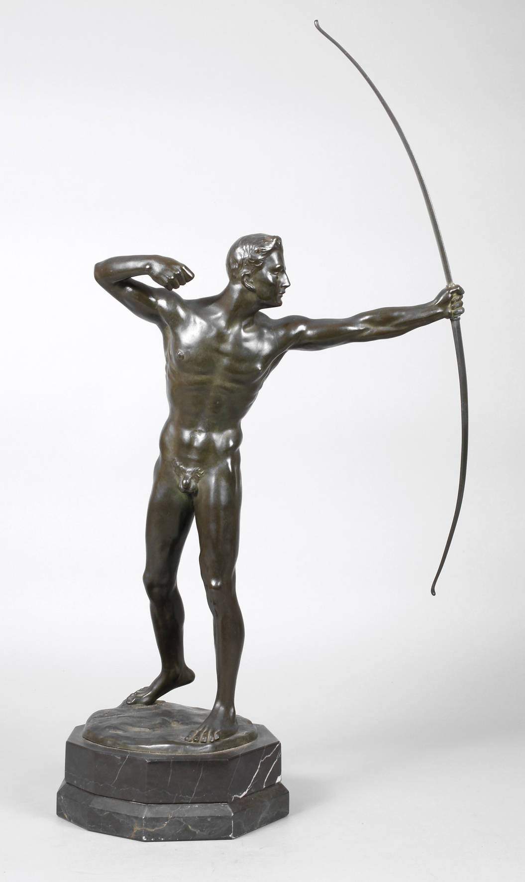 Professor Hermann Hugo Otto Poertzel, Bogenschütze