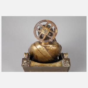 ”Donatio clavis” nach Arnolfo di Cambio