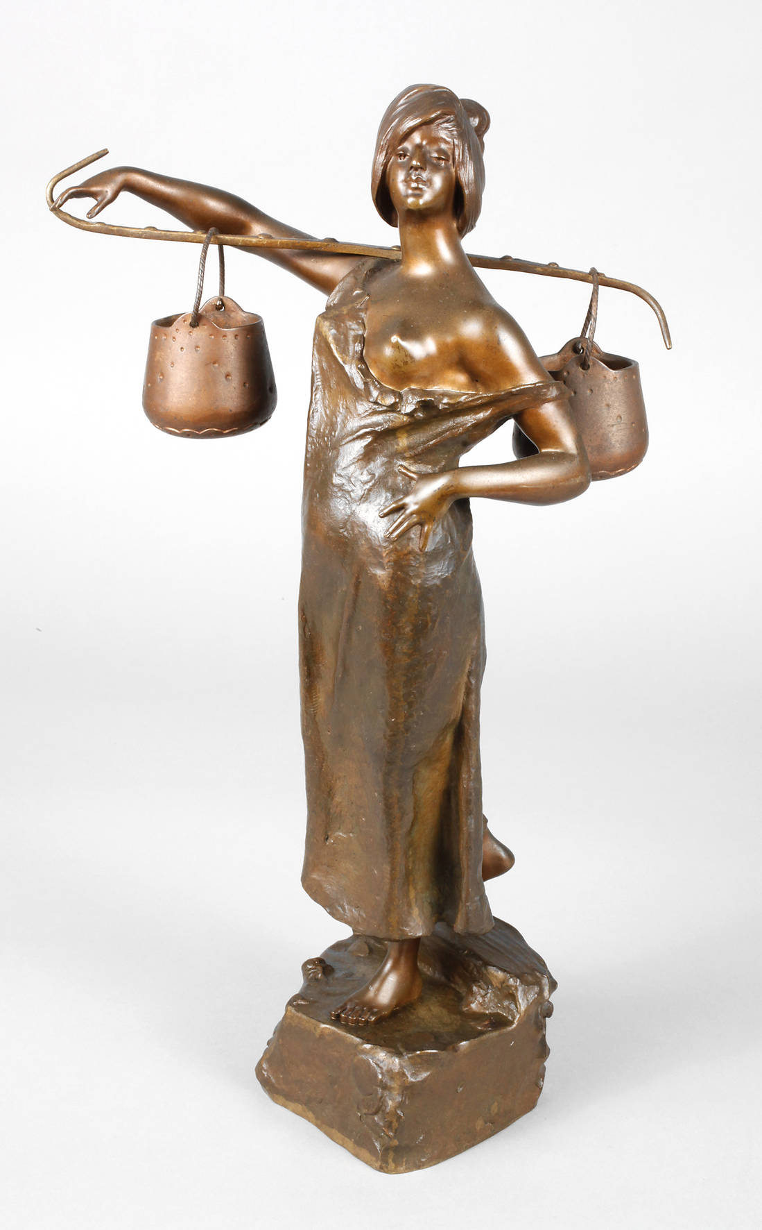 Alphonse Emmanuel de Moncel de Perrin, Wasserträgerin