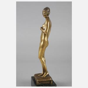 Carl Kauba, stehender weiblicher Akt