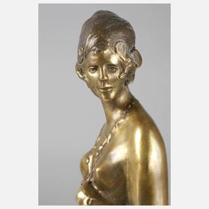 Carl Kauba, stehender weiblicher Akt