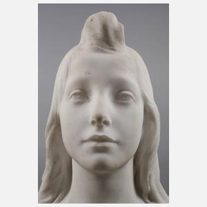Große Marmorbüste ”Germaine”