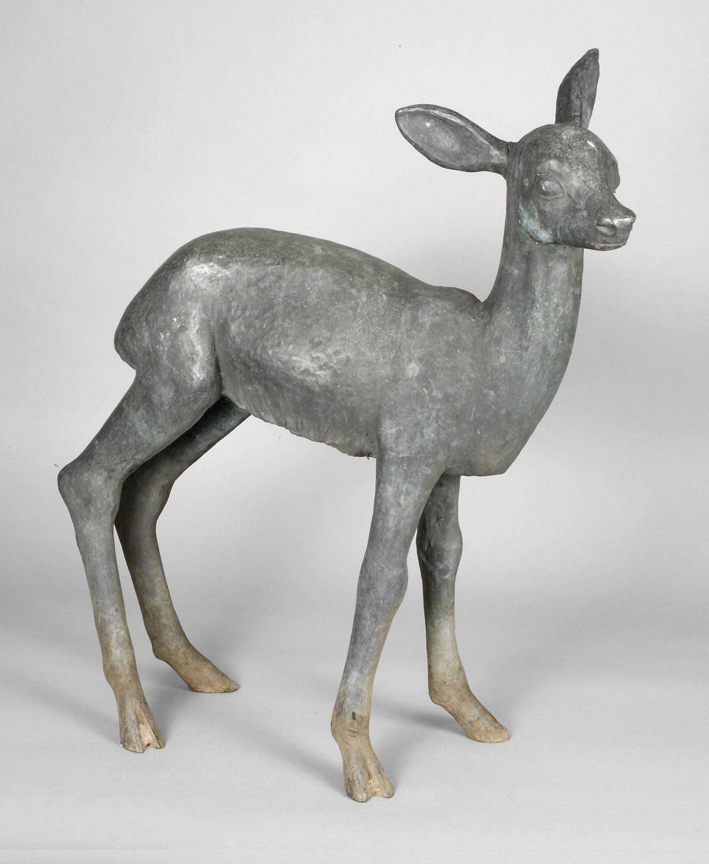 Lebensgroßes Rehkitz