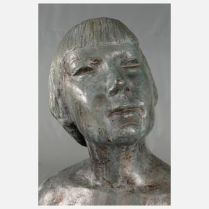 Karl Kluth, lebensgroßes stehendes Mädchen