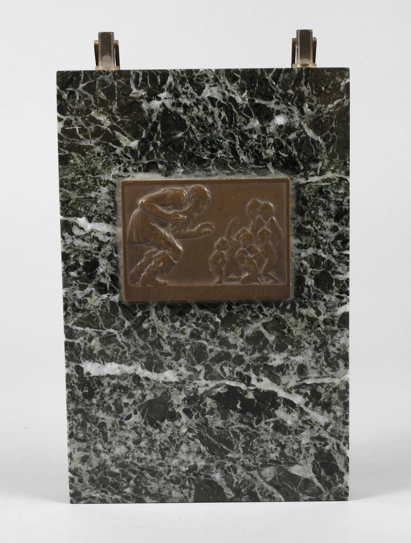 Karl Perl, Bronzeplakette ”Der Kleine Däumling”
