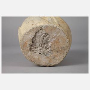 Moderne Figurengruppe junge Familie