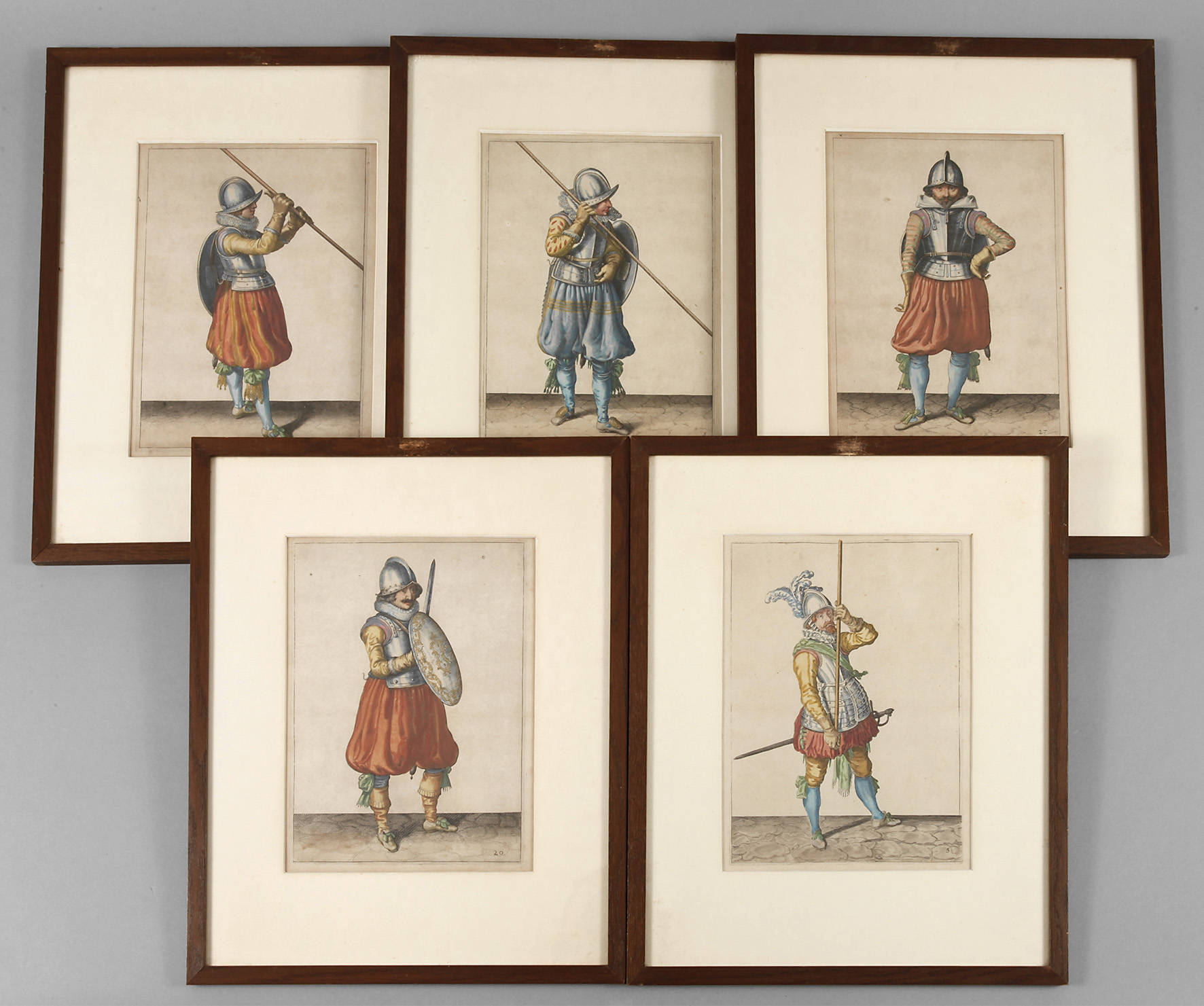 Fünf Soldatendarstellungen