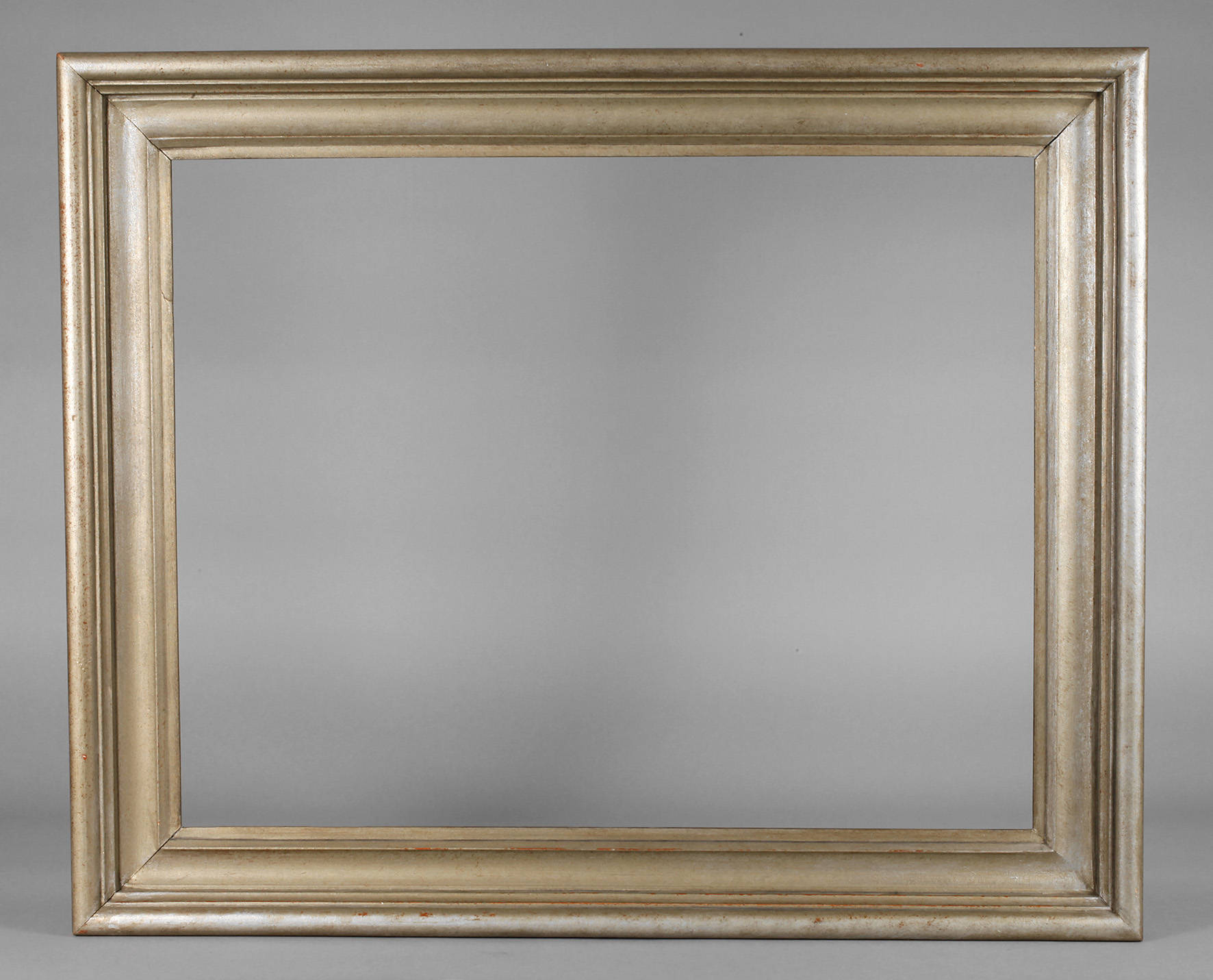 Silberbronzierte Leiste um 1930