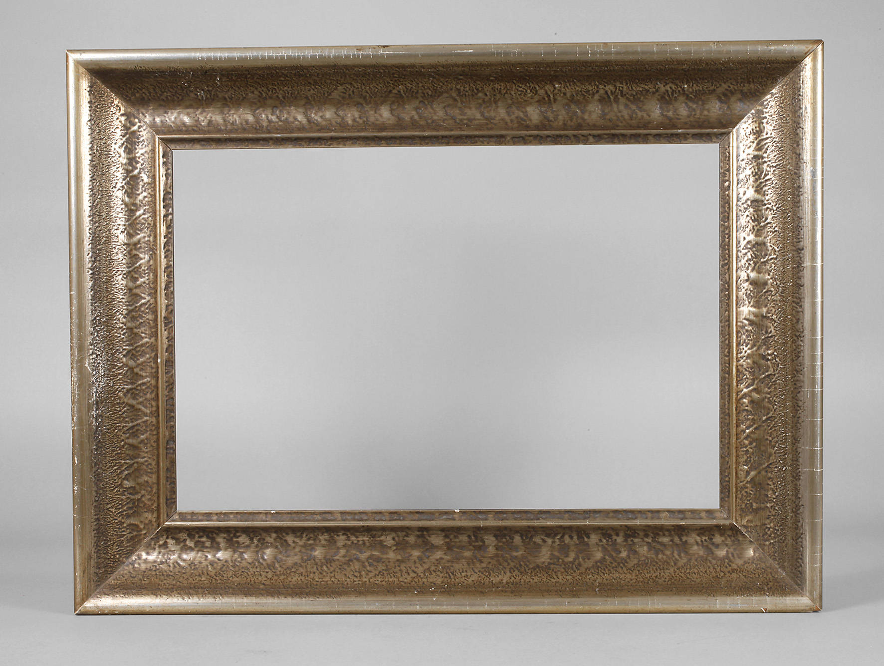 Versilberte Leiste um 1930