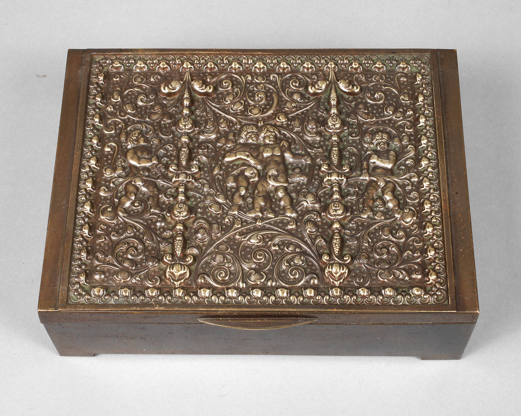 Zigarrendose mit Spielwerk